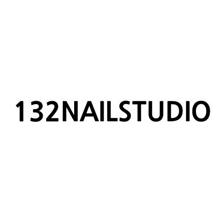 “132NAILSTUDIO”의 상표 견본